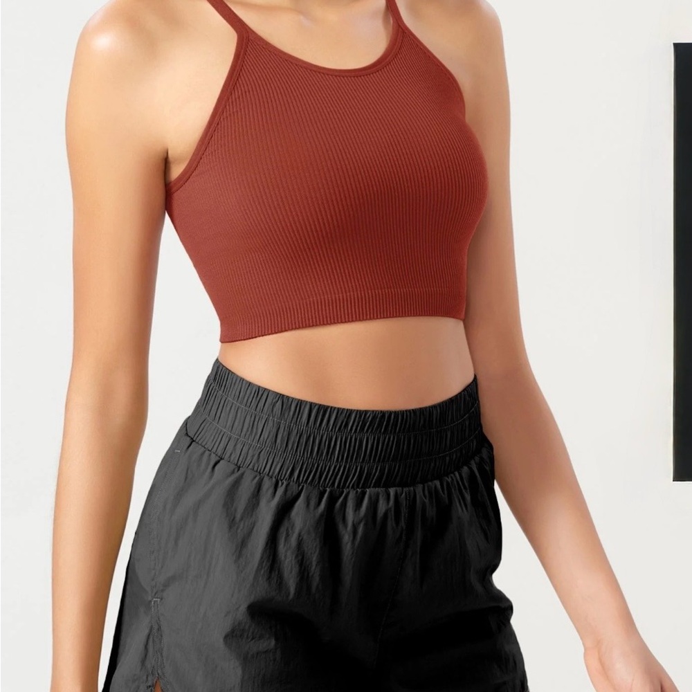 ododos Ribbed Crop Tank BNWT - Picture 2 of 8